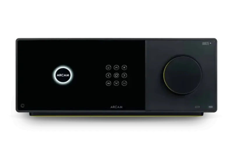 Arcam Radia AVA25 von vorne