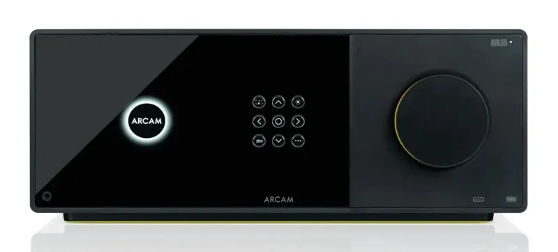 Arcam Radia AVA35 von vorne