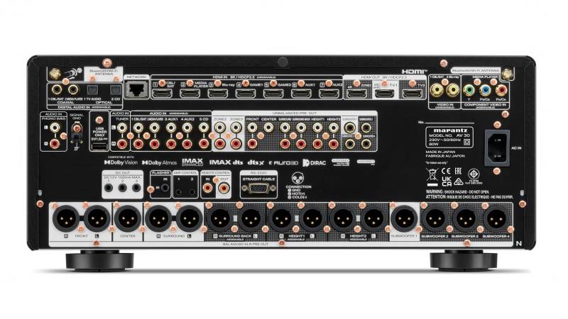 Marantz AV30 von hinten